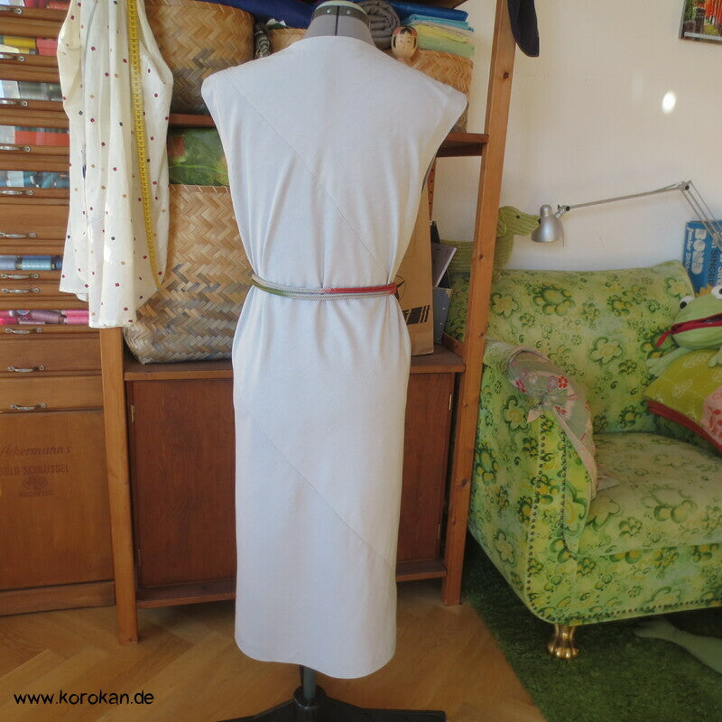Bias Cut Kleid japanischer Kimono Tsumugi Seiden Crepe, hellgrau