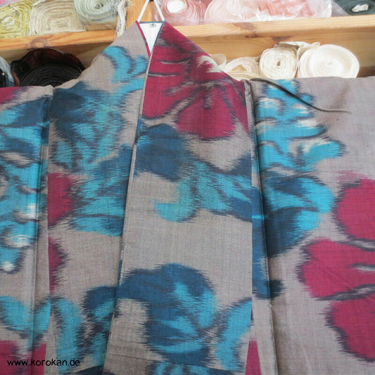 Japan Art Deco Päonien und Arabesken Meisen Seiden Kimono