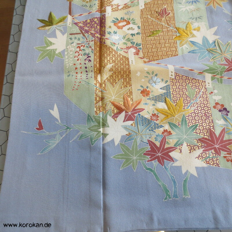 Kicho Vorhangwand Homongi Seidencrepe Kimono, teilbestickt