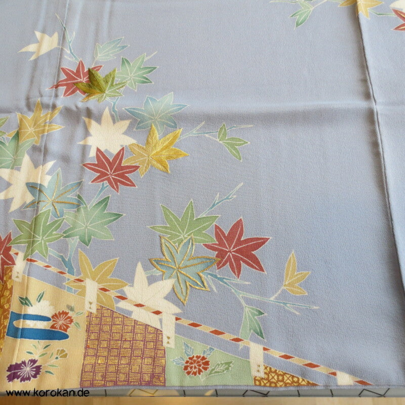 Kicho Vorhangwand Homongi Seidencrepe Kimono, teilbestickt