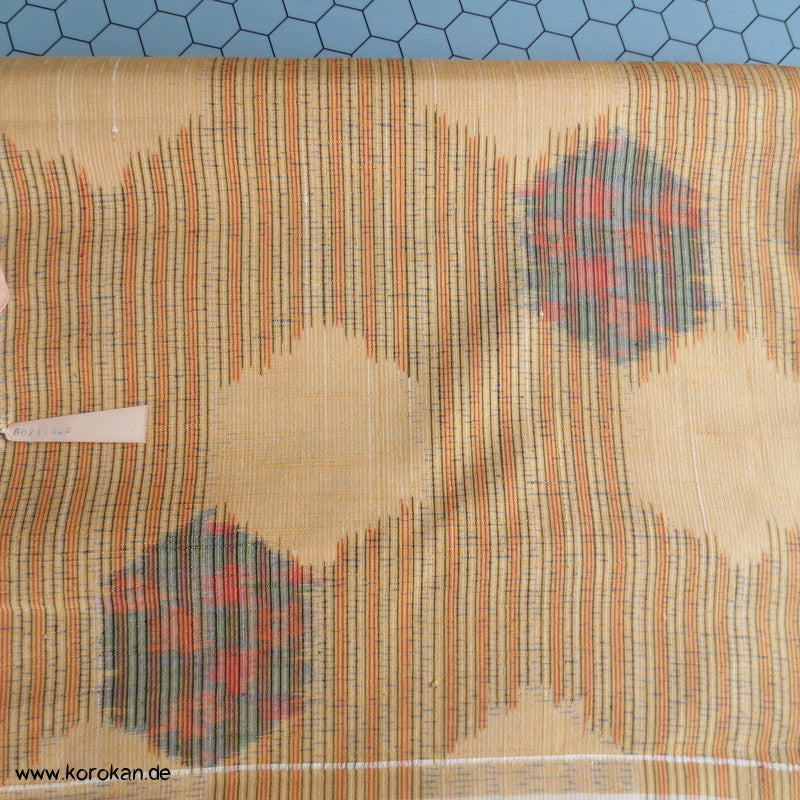 japanische Kikko Kasuri Tsumugi Kimono Seide Stoffrolle