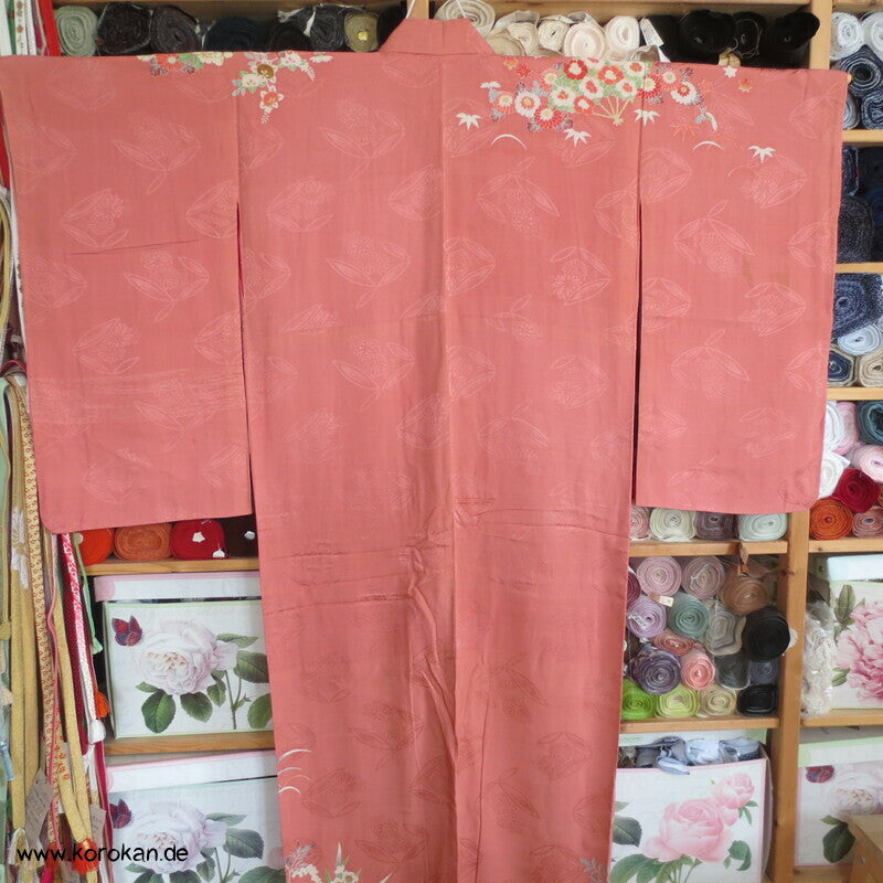 antiker Seidendamast Homongi Kimono mit klassischen Blumen Motiven