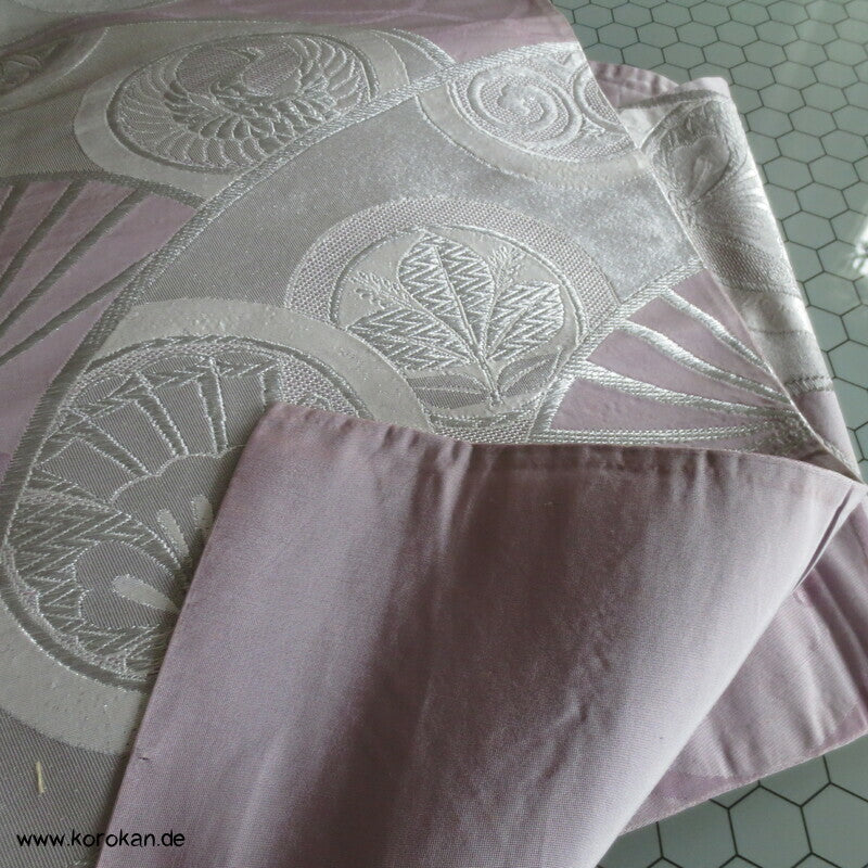 Fukuro Obi Seidenbrokat Mon mit Kranich, Schmetterling etc..