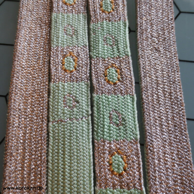 schilf silber, Quadrate mit Punkten Obijime, Seide / Lurex