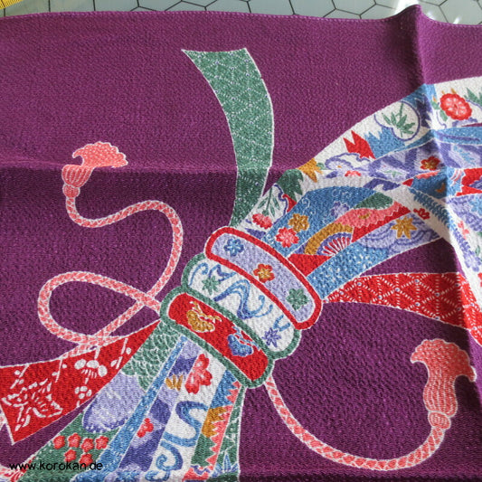 Kleines Rayon Furoshiki mit Noshi Bündel