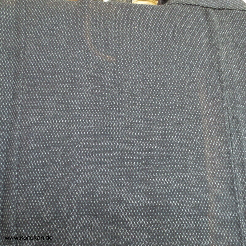 körniger halbtransparenter Tsumugi Seiden Hitoe Kimono