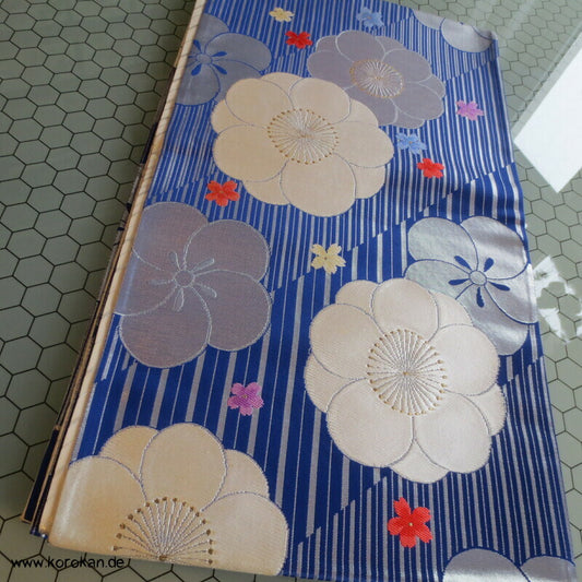 Ume blau silber Fukuro Obi, Nishijin Seidenbrokat Originaletiketten, Kimonogürtel