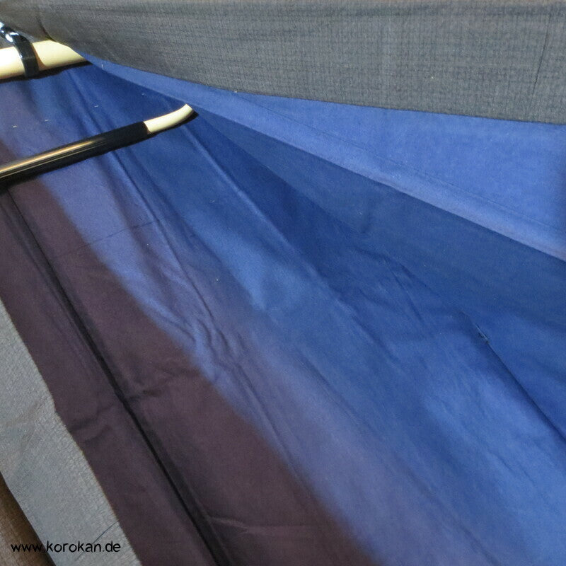 dunkelbrauner Tsumugi Seiden Komon Kimono