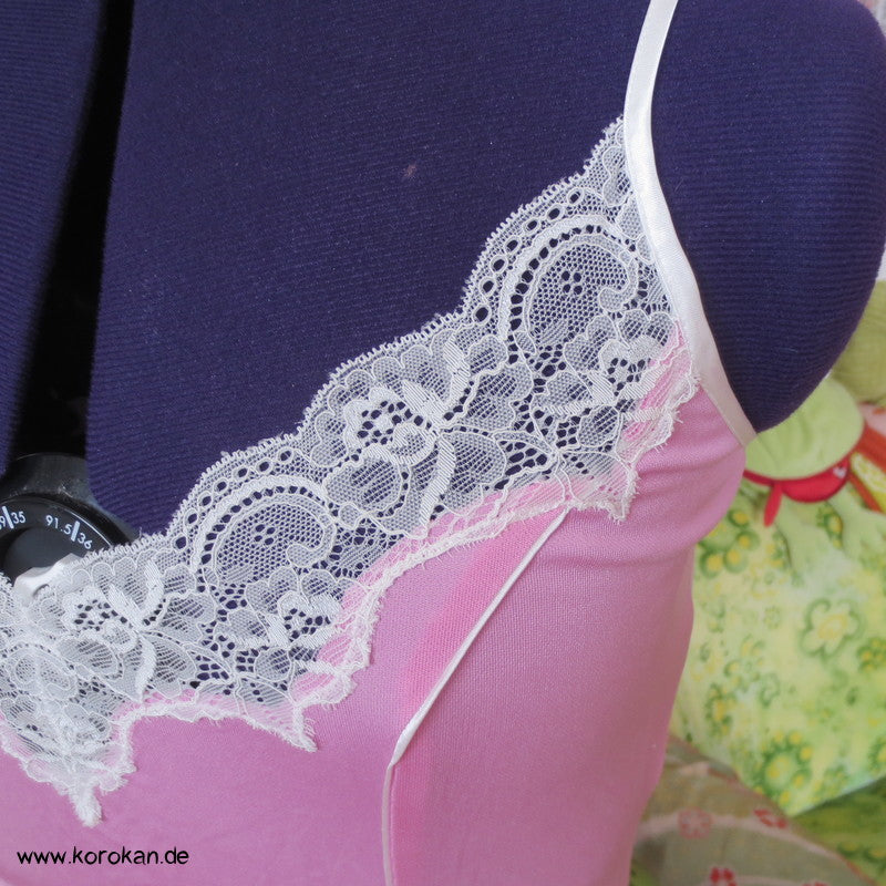 Bütefür Unterkleid Gr. M, rosa mit Spitze Seide Viscose
