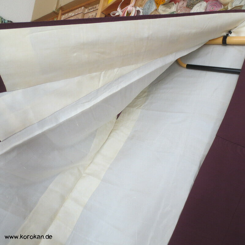 Holzmaserungs Seidendamast einfarbiger Iromuji Kimono