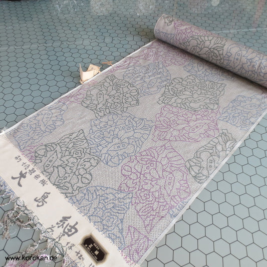 abstrakte Blätter Kasuri Tsumugi Kimono Seide