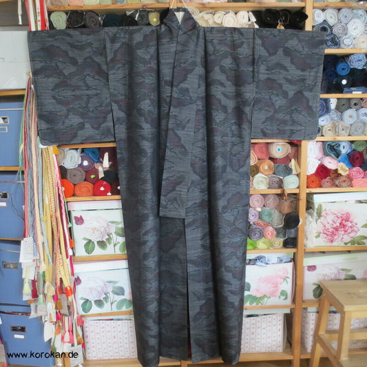 Pinienbäume Kasuri Tsumugi Seiden Kimono