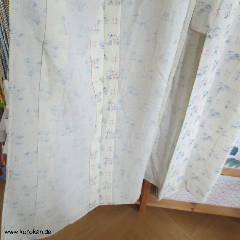 Igeta und Blüten Hitoe Kimono Wollgeorgette Kasuri Druck