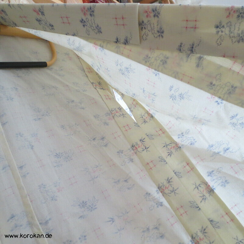 Igeta und Blüten Hitoe Kimono Wollgeorgette Kasuri Druck