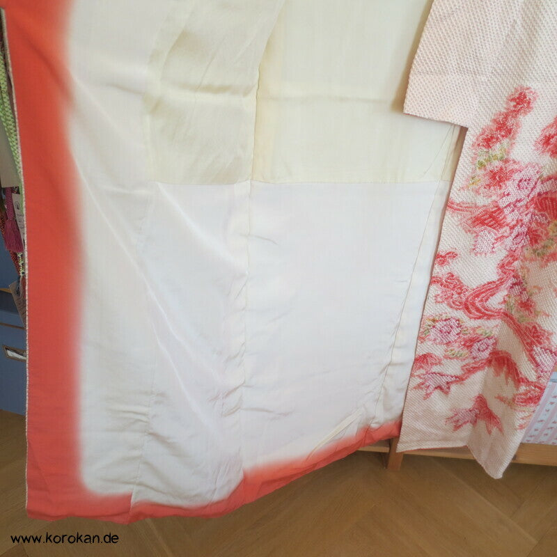 Full Shibori Blüten auf rosa Seidendamast Furisode Kimono