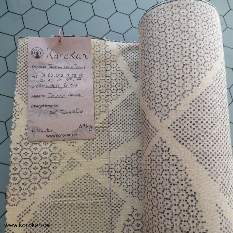 Gräser, Kikko Kasuri helle Tsumugi Kimono Seide Stoffrolle