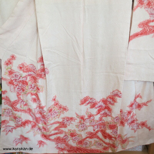 Full Shibori Blüten auf rosa Seidendamast Furisode Kimono