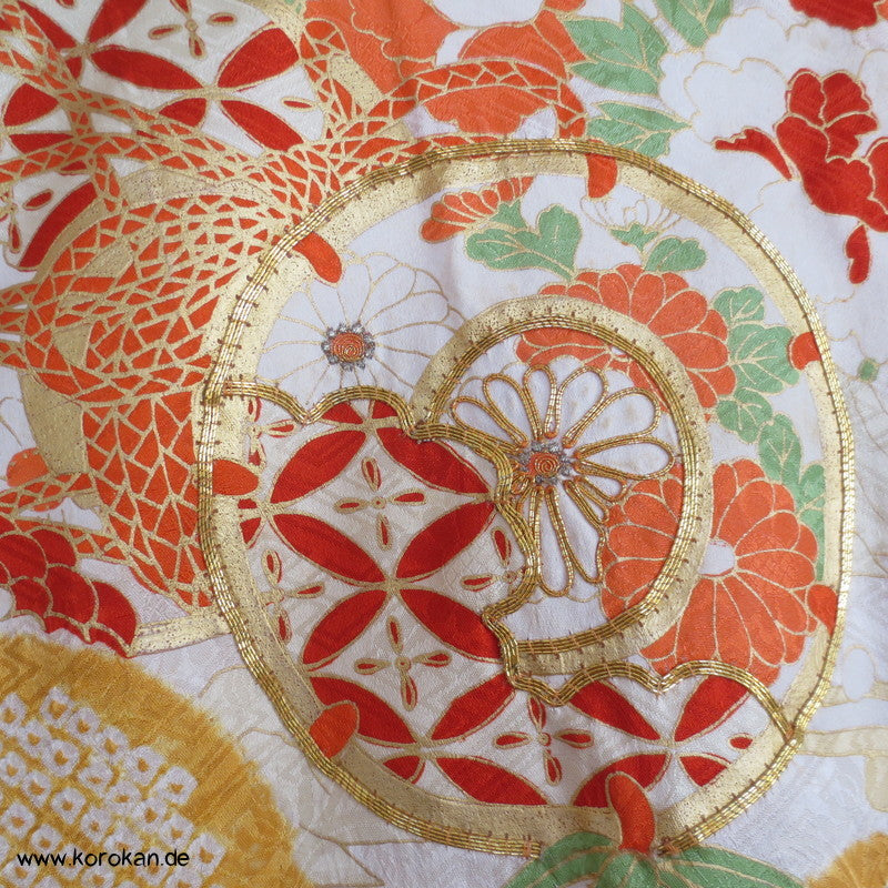 japanischer Furisode Kimono Full Shibori Seidendamast Goldstickerei - sonnengelb