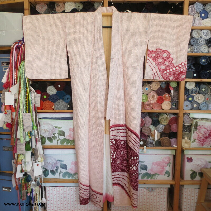 Full Shibori weinrote Chrysanthemen Homongi Kimono