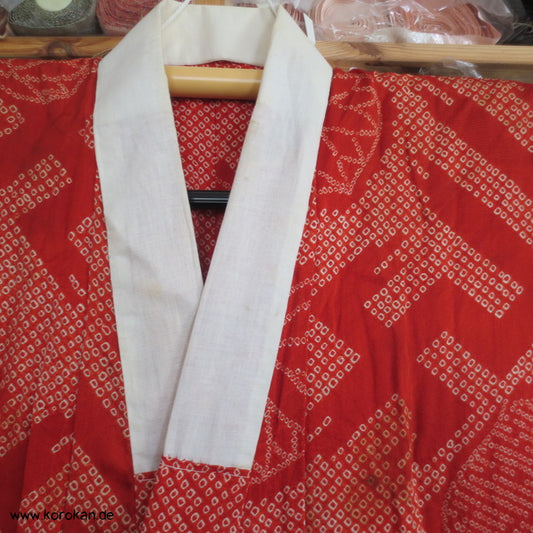 Shibori Sayagata und Aoi Seide Juban Kimono