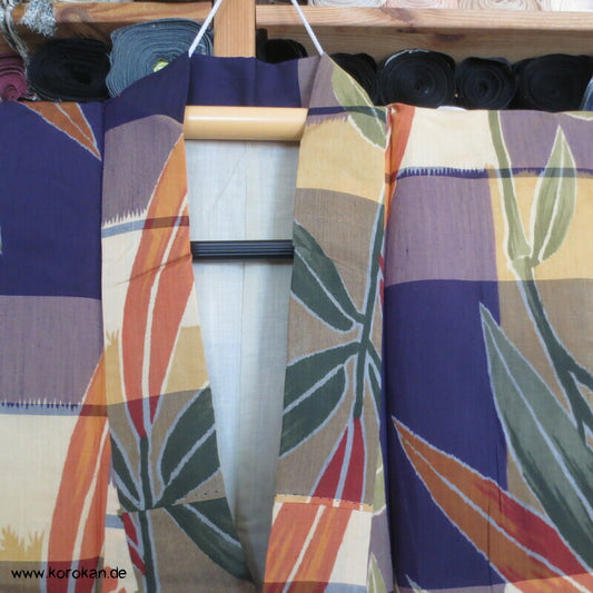 Bambus über Karo Meisen Kimono, Chu Furisode
