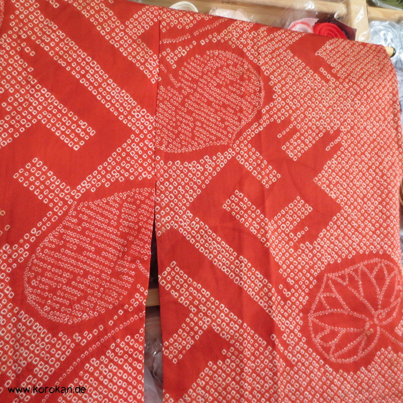 Shibori Sayagata und Aoi Seide Juban Kimono