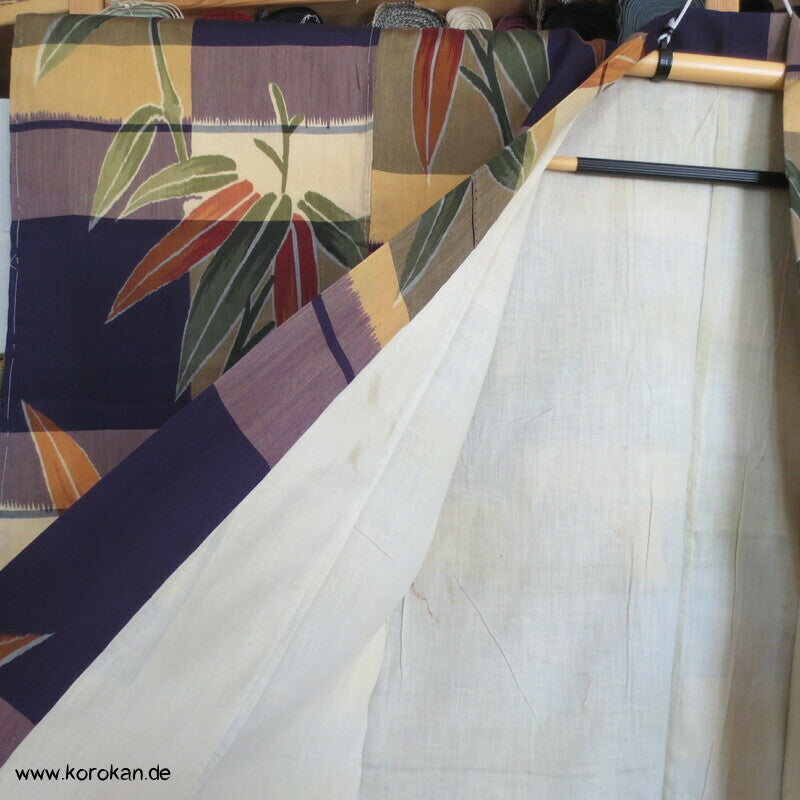 Bambus über Karo Meisen Kimono, Chu Furisode