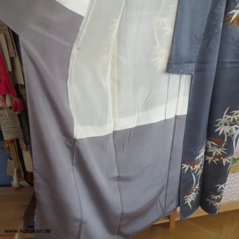 Tsukesage Kimono Bambusmuster auf graublauem Seidensatin