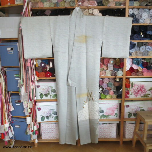 Schilflandschaft mit Bambusgittern Seidendamast mit Shibori Homongi Kimono
