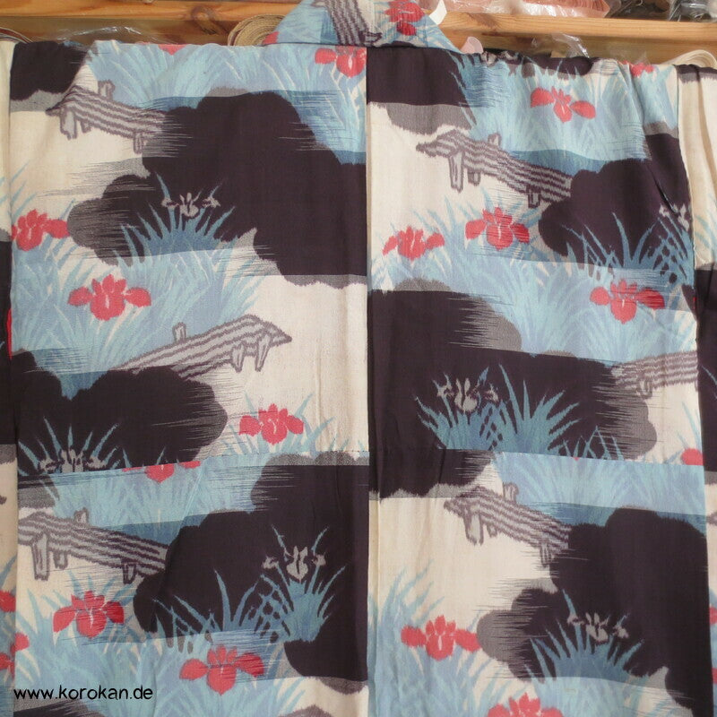 Krepp Seiden Meisen Komon Kimono mit Wolken, Steg und Iris Blüten