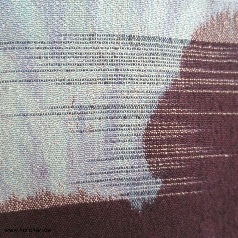 Krepp Seiden Meisen Komon Kimono mit Wolken, Steg und Iris Blüten