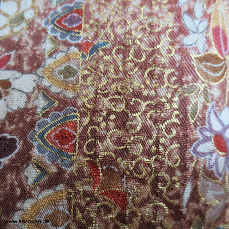 Blumenarabeskenstreifen, Golddruck Seidendamast Komon Kimono