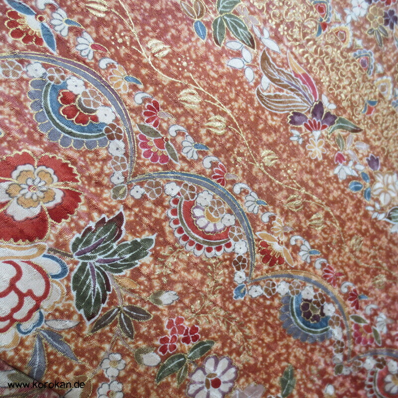 Blumenarabeskenstreifen, Golddruck Seidendamast Komon Kimono