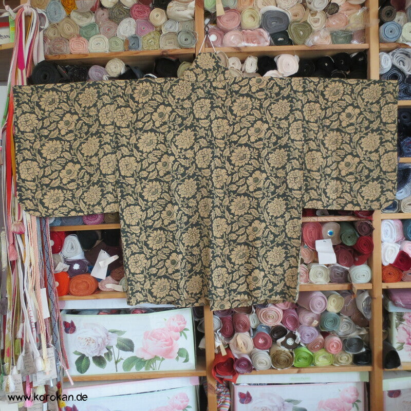 Päonien Arabesken Dochugi Kimono Jacke Seidencrepe