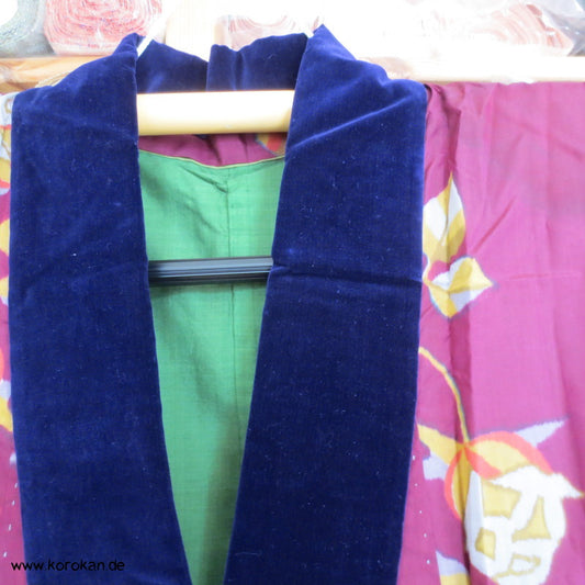 weinrote Meisen Seide / blaue Samtbelege, große Dochugi Kimono Jacke