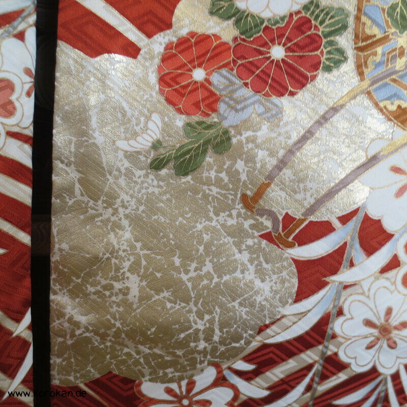 Golddruck /-stickerei, Blütenzweigen, Seidendamast Wolken Furisode Kimono