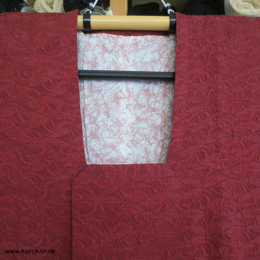 ziegelrote Matelassé Seiden Michiyuki Kimono Jacke
