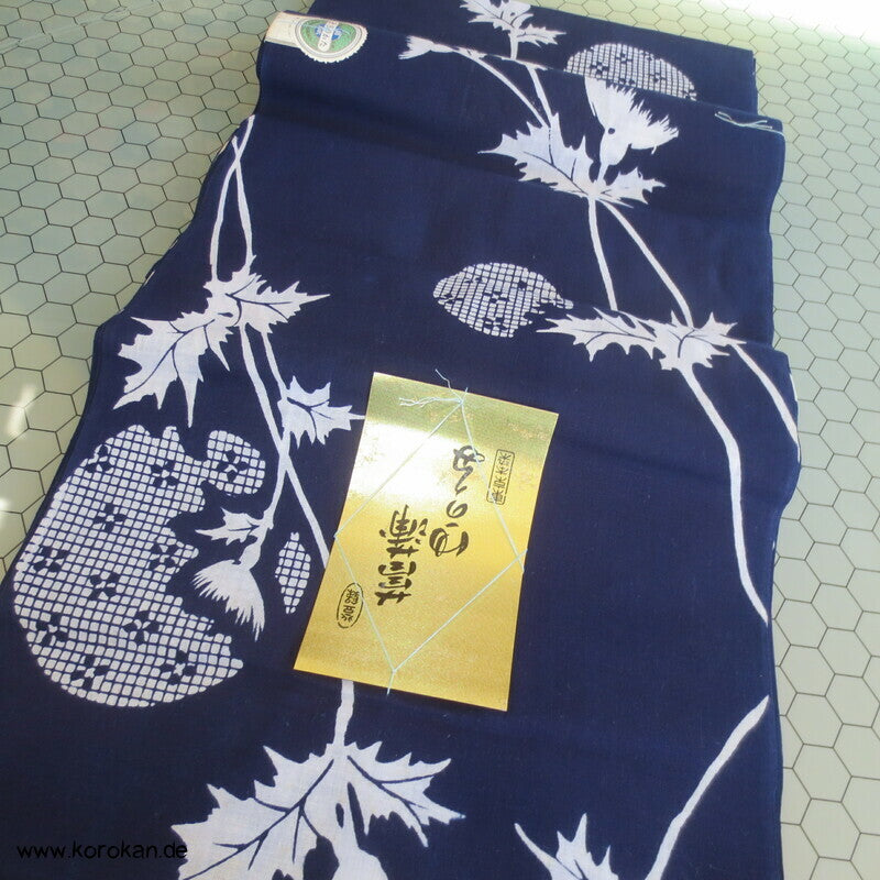 Disteln vor Mond originalgehefteter Yukata Kimono Stoff