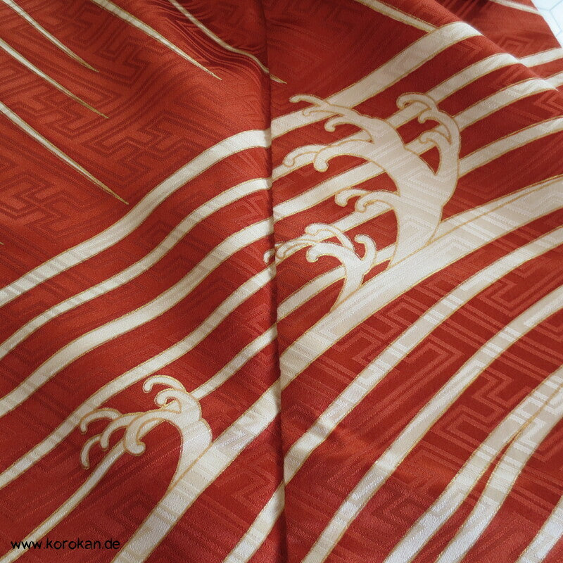 Golddruck /-stickerei, Blütenzweigen, Seidendamast Wolken Furisode Kimono