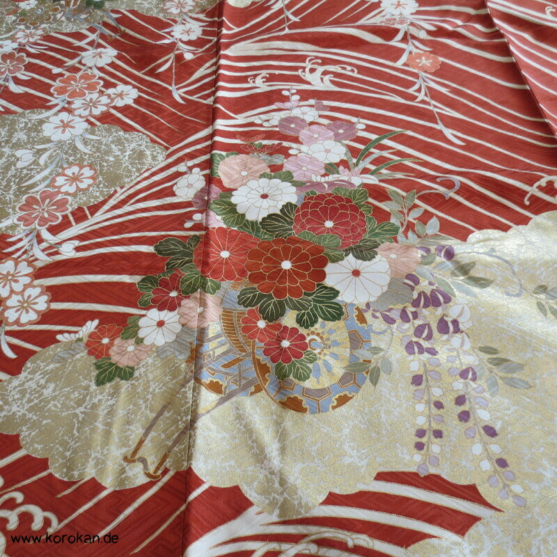 Golddruck /-stickerei, Blütenzweigen, Seidendamast Wolken Furisode Kimono