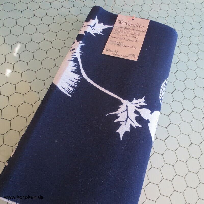 Disteln vor Mond originalgehefteter Yukata Kimono Stoff