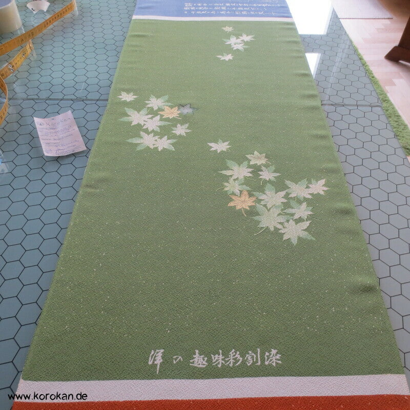 Panel Seide, Gräser, Blütter, Schmetterlinge für Kimono