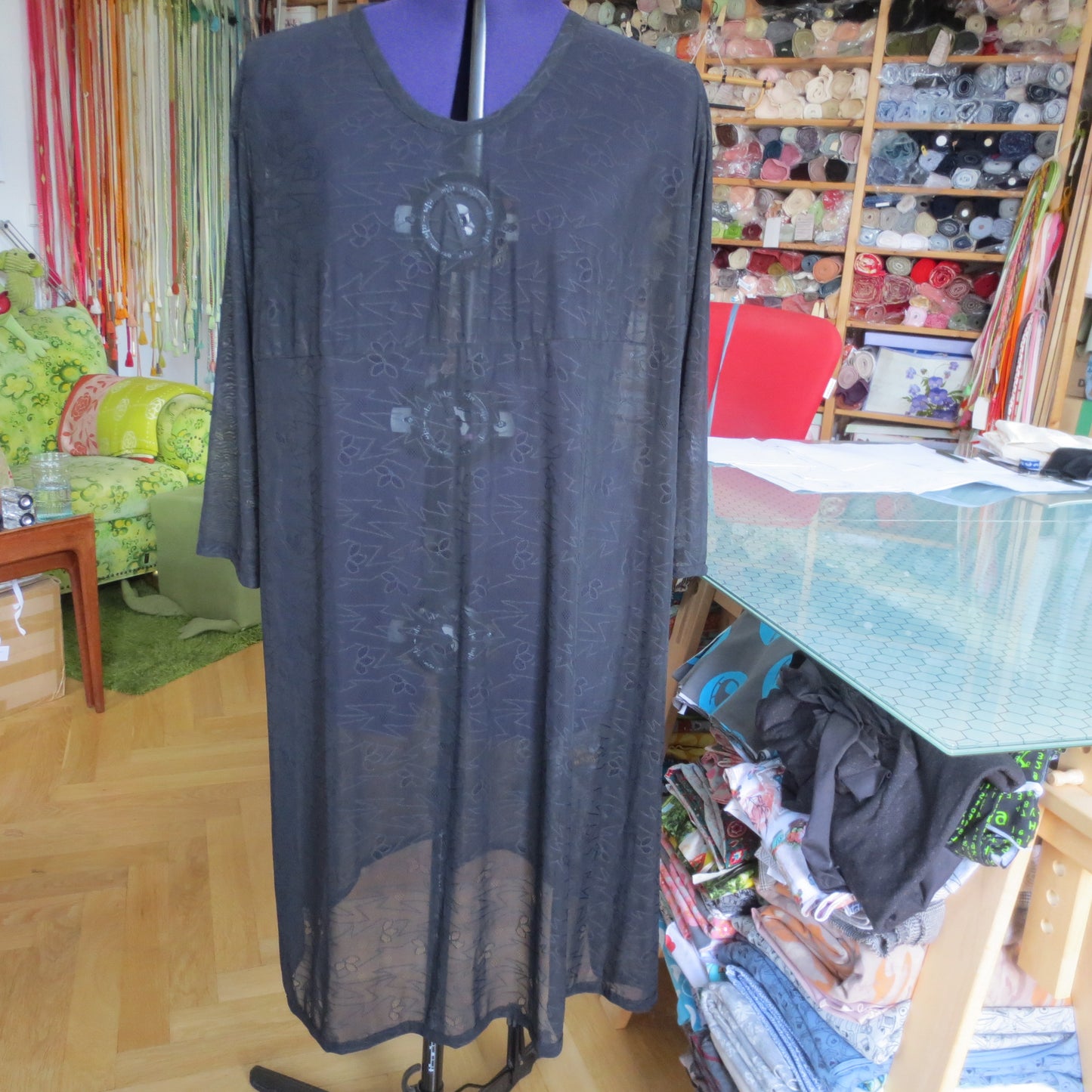 schwarzer Stretch - Spitze Überwurf / Unterkleid, 3/4 Arm