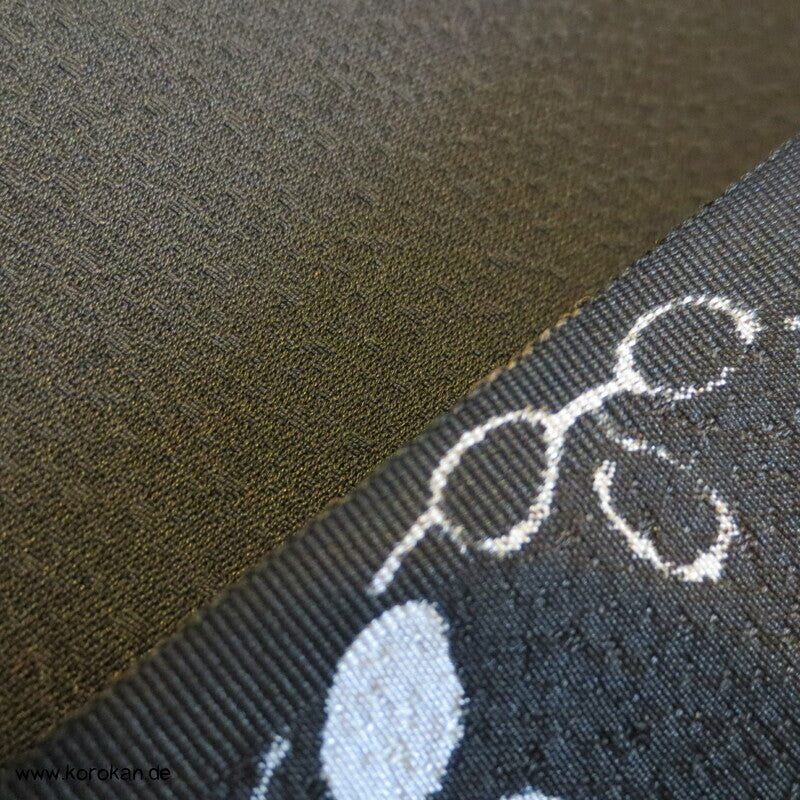 Blütenkringel Seidendamast Haori Kimono Jacke Tanmono