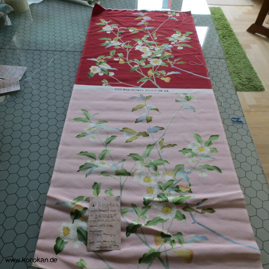 Panel Musterseide für Kimono - Kamelien, Blütenzweige