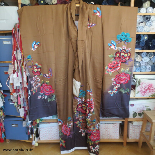 moderner Furisode Seiden Atlas Karinui Furisode Kimono