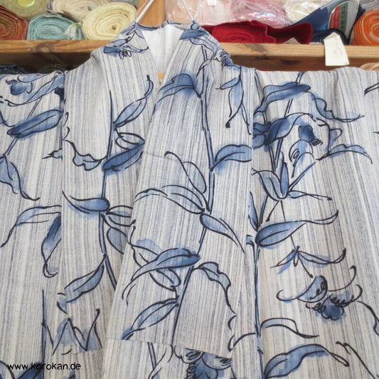 handgenähter japanischer Yukata Kimono, dicker Krepp Porzellanmuster