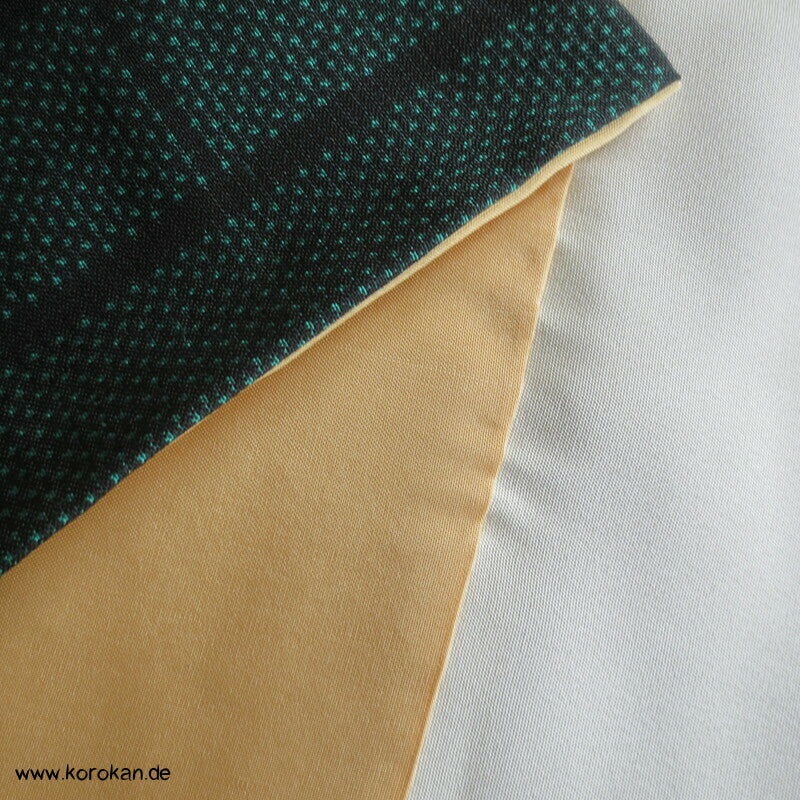 flaschengrün schwarz Kasuri Tsumugi Seiden Kimono, Bambus in Kikko