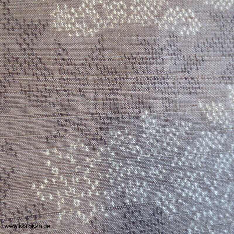 Asanoha Weihnachtsstern grau-mauve Kasuri Tsumugi Seide