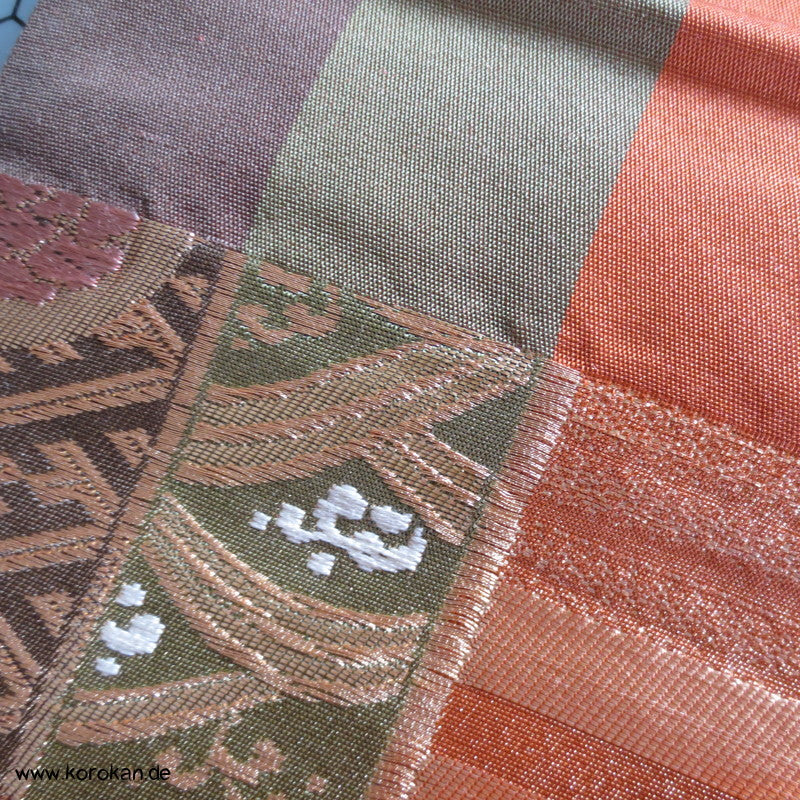 Blüten und Schmetterlinge Fukuro Obi kupfer-gold Seidenbrokat Kimonogürtel